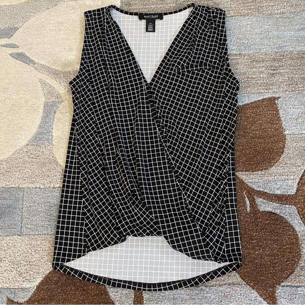 WHBM I White House Black Market Slinky Windowpane Sleeveless Wrap Top